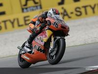 Victoria de Mika Kallio y Lorenzo pierde ventaja