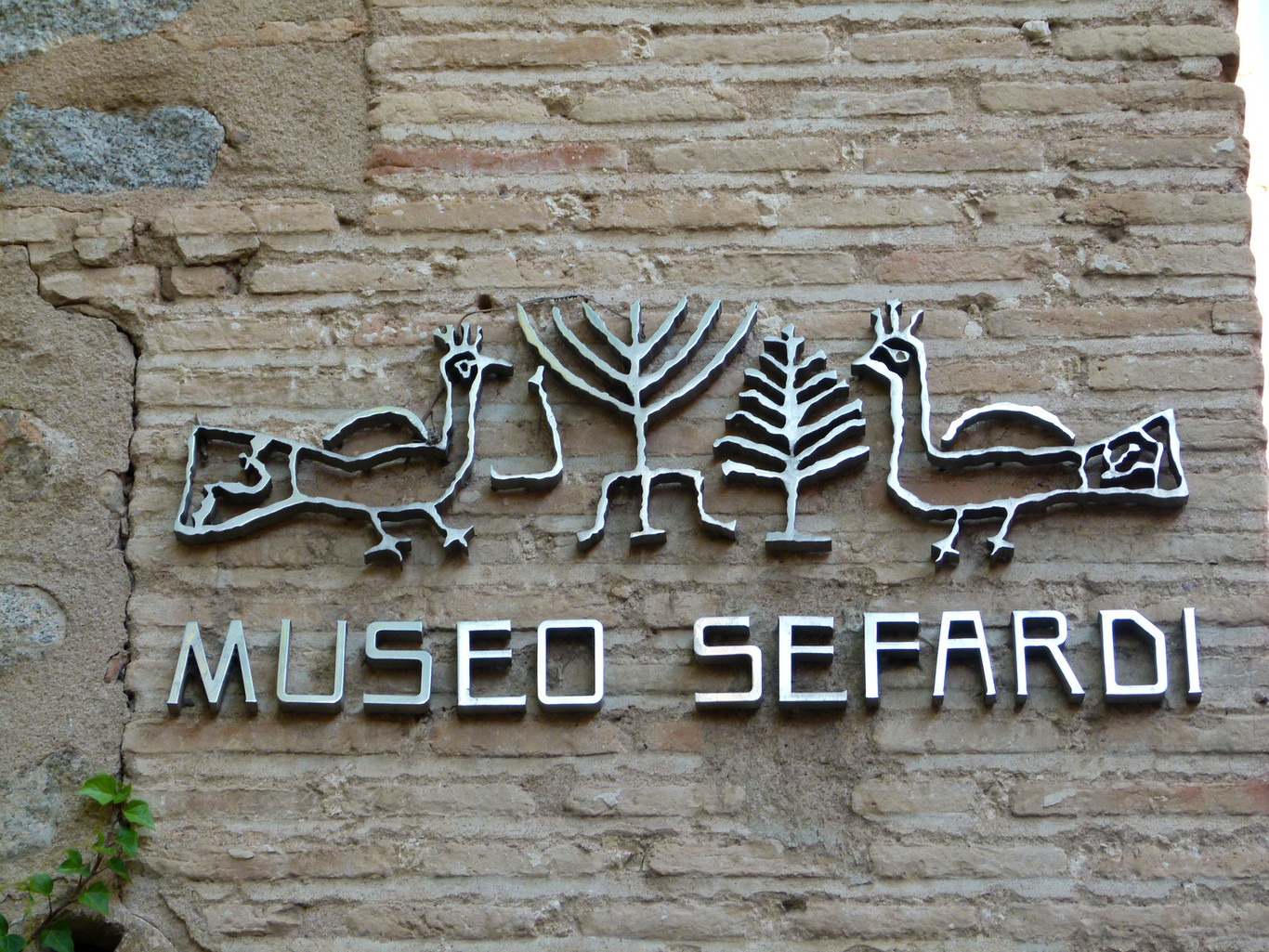 Visita a la Sinagoga del Tránsito: el imprescindible Museo sefardí de Toledo 
