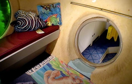 Jules Underwater Lodge2