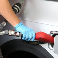 Argentina en problemas, su precio en combustibles es uno de los más caros en la región latinoamericana 