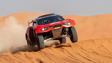¡Qué coraje! Sébastien Loeb logra su quinta victoria de etapa consecutiva y ya es segundo del Dakar