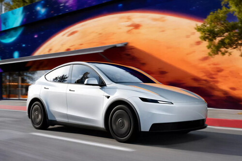 Tesla Model Y Standard 2