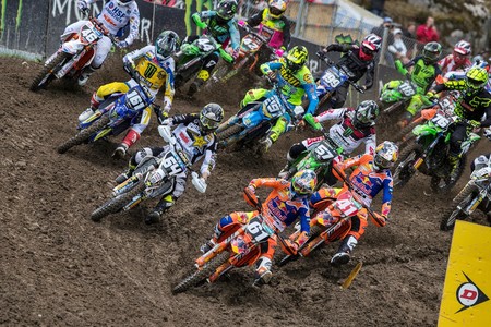 Tim Gajser vuelve a ganar en MXGP y Jeremy Seewer recorta en MX2 ¡con un brillante Jorge Prado!