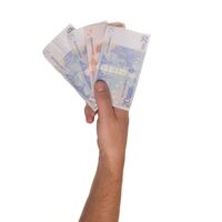 El coste laboral de las empresas aumenta por primera vez desde el inicio de la pandemia, hasta los 2.605,61 euros