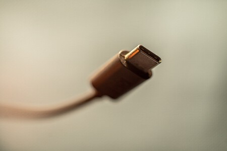 El HDMI 2.1 tiene rival: hasta 80 Gbps en los cables y dispositivos DisplayPort DP80 y DP40 que VESA comienza a certificar
