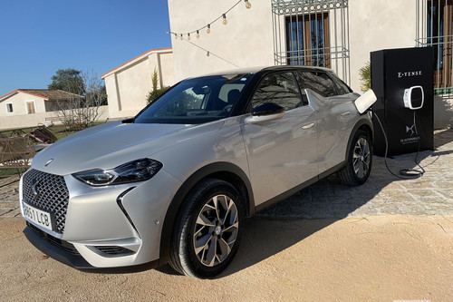 Probamos el DS 3 Crossback E-Tense: un coche eléctrico que destaca por ser suave, ágil, silencioso y por sus 320 km de autonomía