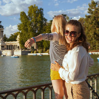 El horario para pasear con los niños cambia en la Comunidad de Madrid, con el fin de evitar las horas de más calor