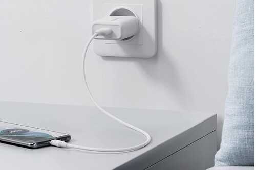 Los mejores cargadores para el móvil según los comentaristas de Amazon