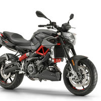 Aprilia Shiver 900: 95 CV y 90 Nm de par motor, ahora mejor conectados