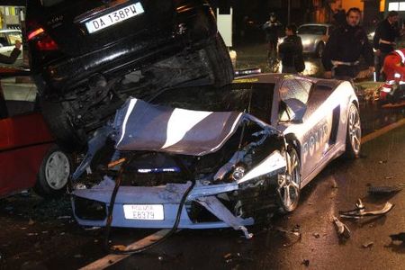 La policía italiana tiene problemas con su Lamborghini Gallardo LP560-4