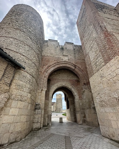Escapadas Un Dia Express Cerca Madrid Espana Turismo Viaje Segovia Pueblos Bonitos Medievales