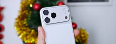 Llevo tres meses usando el iPhone 17 Pro Max y puedo decir que es el mejor que he tenido nunca. Y no solo porque sea el último 