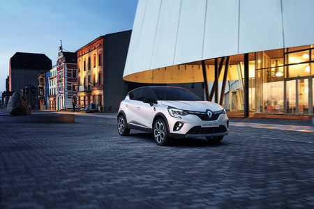 El Renault Captur E-TECH Plug-in ya tiene precio en España: un SUV híbrido enchufable con etiqueta 'CERO' desde 28.193 euros