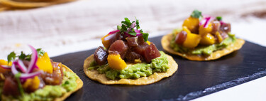 Tostadas de atún con mango y aguacate: una receta mexicana fácil, deliciosa y saludable 