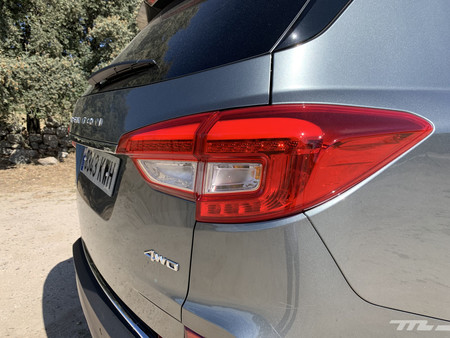 Ssangyong Rexton luces traseras