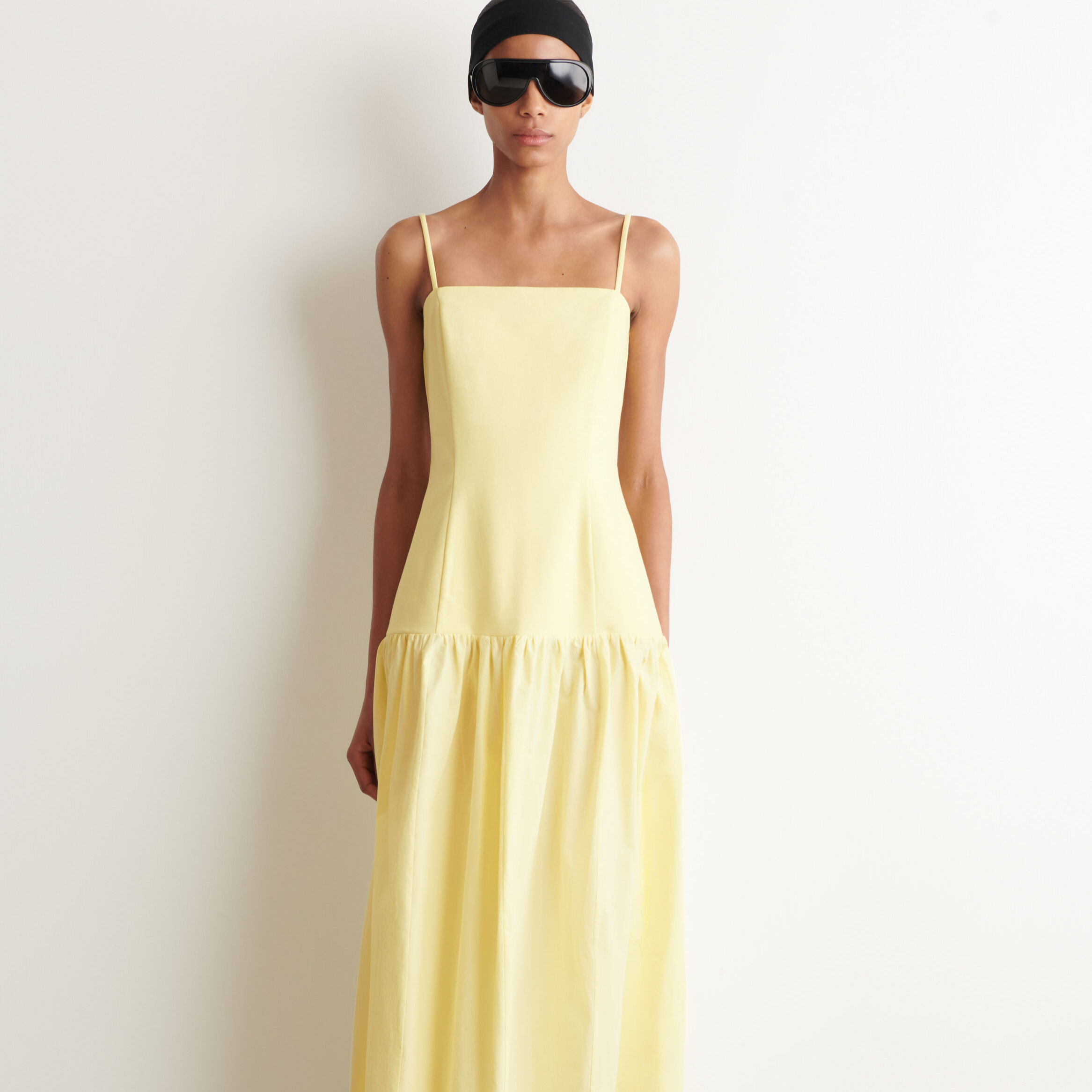 VESTIDO MIDI ESCULPIDO CINTURA BAJA