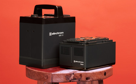 Elinchrom ELB 1200 Dock, una dock station diseñada para convertir el ELB 1200 en un generador de estudio standard