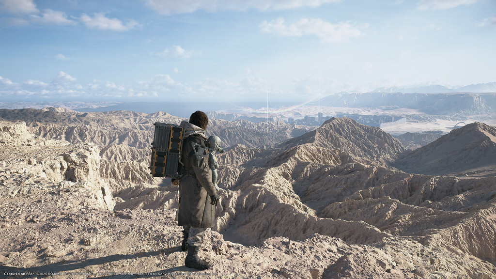 El disco de Death Stranding 2 no tiene nada raro a simple vista, pero es una bicho raro frente a Nintendo y Microsoft 