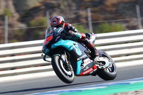 Fabio Quartararo se estrena como ganador en MotoGP en el día de la gran remontada frustrada de Marc Márquez