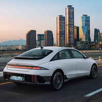 El coche eléctrico que juega en tierra de nadie ya tiene precios: más grande y barato que un Tesla Model 3, pero menos potente