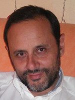 "Yo soy testigo de partos en los que el dolor ha sido nulo". Entrevista al doctor Emilio Santos (II) 