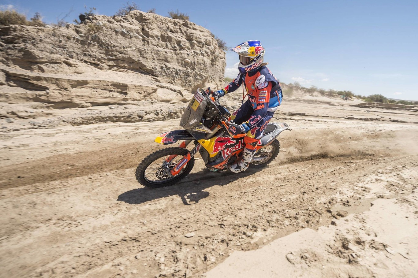 Toby Price vence la décimo primera etapa del Dakar 2018; Matthias Walkner gestiona su ventaja