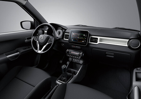 Suzuki Ignis Hybrid interior