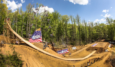 Josh Sheehan lo ha hecho: ¡triple <em>back flip</em> conseguido!