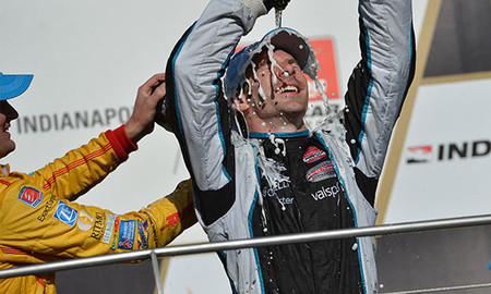 Simon Pagenaud triunfa en la primera intentona rutera de la IndyCar en Indianápolis