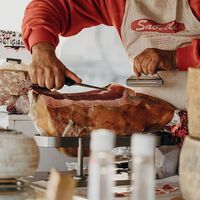 Ni en Mercadona, ni en El Corte Inglés: aquí puedes conseguir el jamón ibérico de bellota en oferta que necesitas antes de Navidad