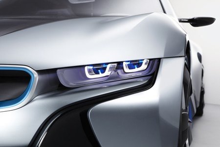 BMW trabaja en la iluminación por láser