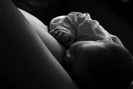 ¿Qué críticas pueden llegar a hacer los pediatras hacia la lactancia prolongada? (II)