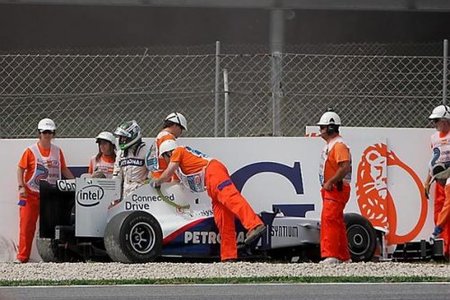 heidfeld-accidente-libres-sabado-gp-de-espana.jpg