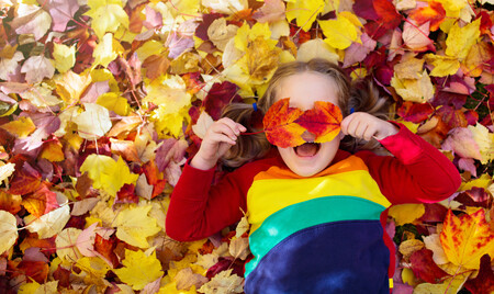 13 planes divertidos que podemos hacer en otoño con los niños al aire libre