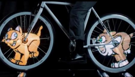 Wheelies, la publicidad dinámica en las ruedas de motos y bicicletas 