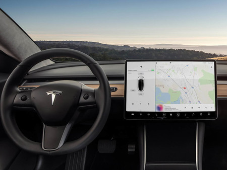 Tesla Model 3 pantalla apps en coches