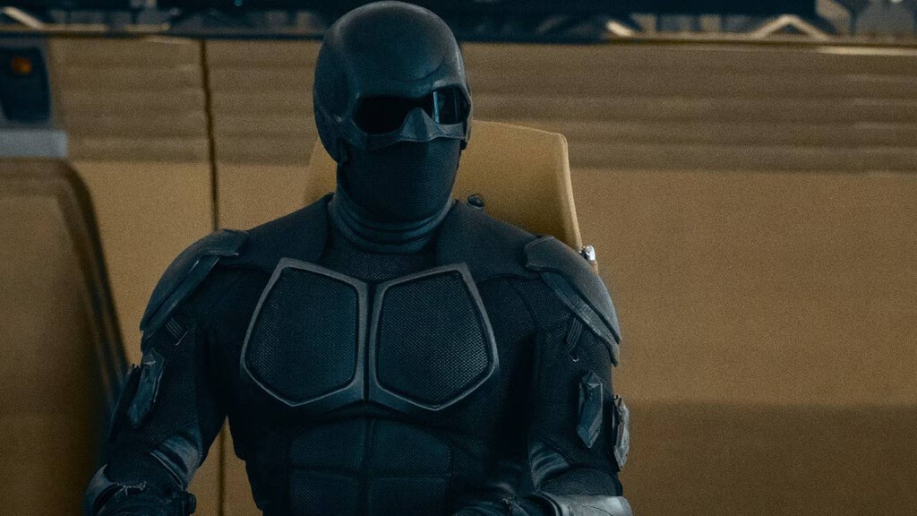 Nathan Mitchell, Black Noir en 'The Boys', explica el cambio de su personaje entre temporadas: "Tuvimos que cortar esa escena"