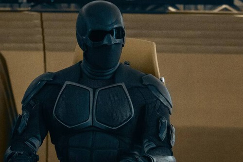 Nathan Mitchell, Black Noir en 'The Boys', explica el cambio de su personaje entre temporadas: "Tuvimos que cortar esa escena" 