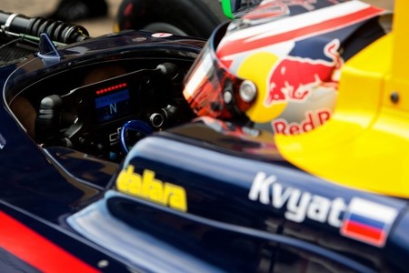 Daniil Kvyat ya tiene la superlicencia para la Fórmula 1