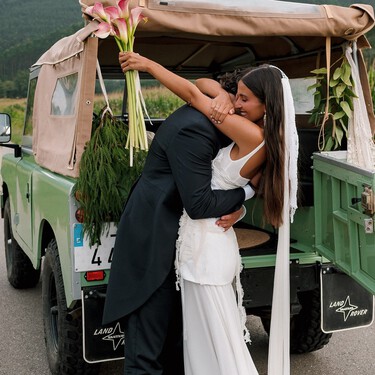 Los cuatro nuevos vestidos blancos de Zara que se inspiran en las novias más elegantes y románticas