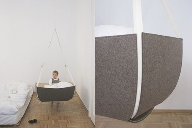 Una cuna que cuelga del techo