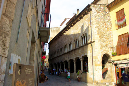 Besalu Manel Zahera