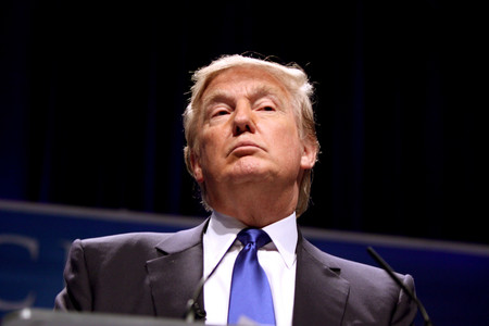 Trump no quiere despegarse de su Android de siempre, según New York Times