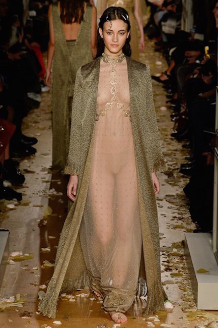 Foto de Valentino Alta Costura PV 2016 (31/72)