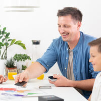 ¡Combate el frío pasándotelo en grande en familia con estos juegos de mesa que puedes comprar desde 14,55 euros por Black Friday!