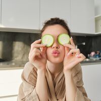 Esta es la mejor verdura para hidratarse en verano y desinflamar el estómago. Está llena de beneficios 