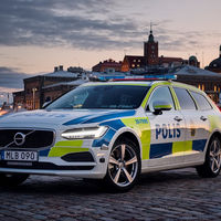 La policía sueca estrena el Volvo V90 como coche patrulla en 2017