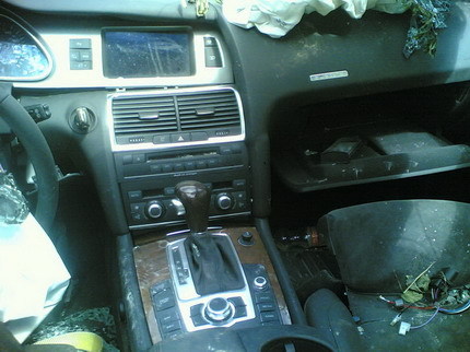 Audi Q7 siniestro total