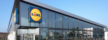 Ha llegado a Lidl este foco solar de fácil instalación por menos de 6 euros: ideal para iluminar tu jardín o terraza