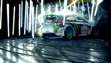 Gymkhana 3 Primera parte: Ken Block y su Ford Fiesta en un video musical